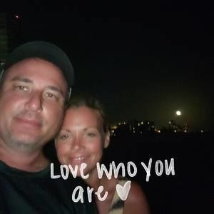 Meet your Posher, Leslie